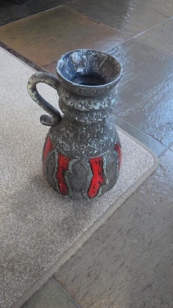 mooie grijs/rode oorvaas van West Germany, Huis en Inrichting, Woonaccessoires | Vazen, Gebruikt, Overige kleuren, Aardewerk of Porselein