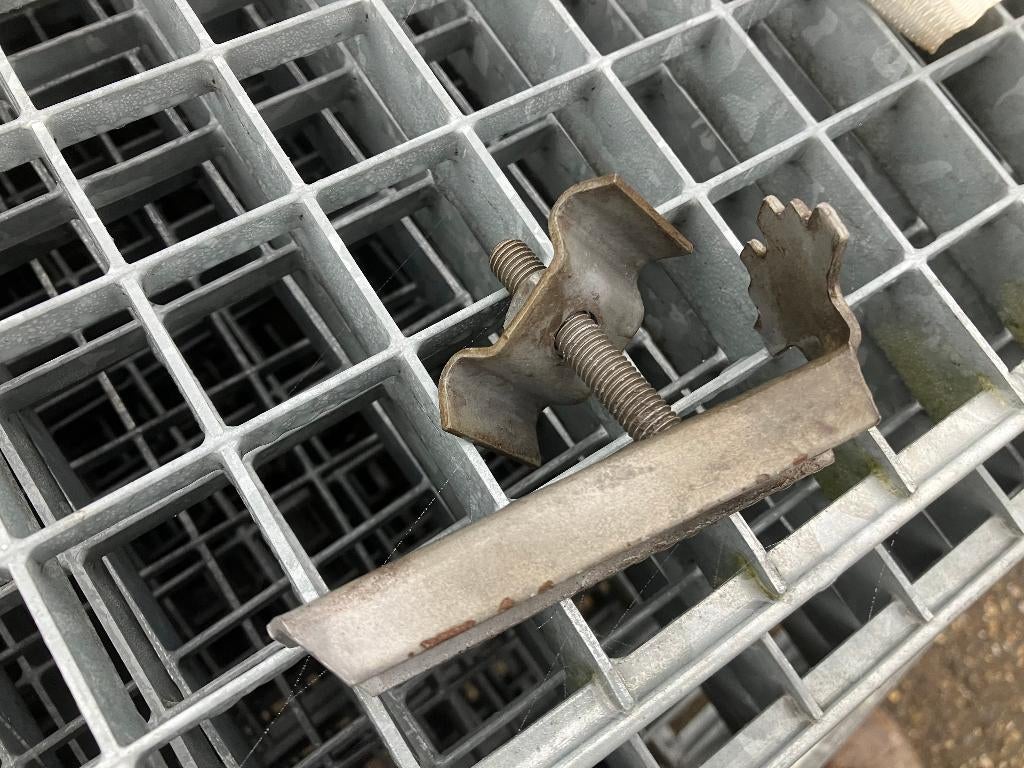 Partij gegalvaniseerde roosters ( 195 )