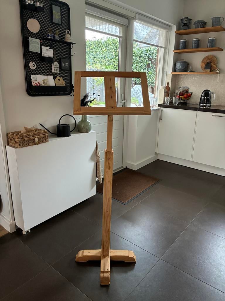 Oude grenen houten muziekstandaard, Ophalen, Gebruikt, Muziekstandaard