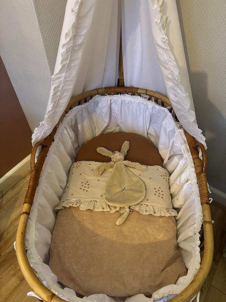 Vintage rotan wiegje, Kinderen en Baby's, Babywiegjes en Ledikanten, Ophalen, Gebruikt, Wieg