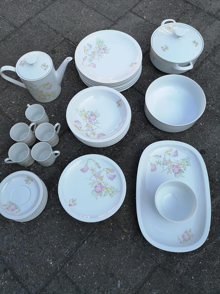 Mooi servies perfect voor pasen, Ophalen