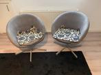 Gratis. Twee grijze kuipstoelen met draaipoot, Huis en Inrichting, Ophalen, Gebruikt, Twee, Stof