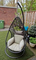 Hang 'ei' stoel, Ophalen, Gebruikt, Plastic