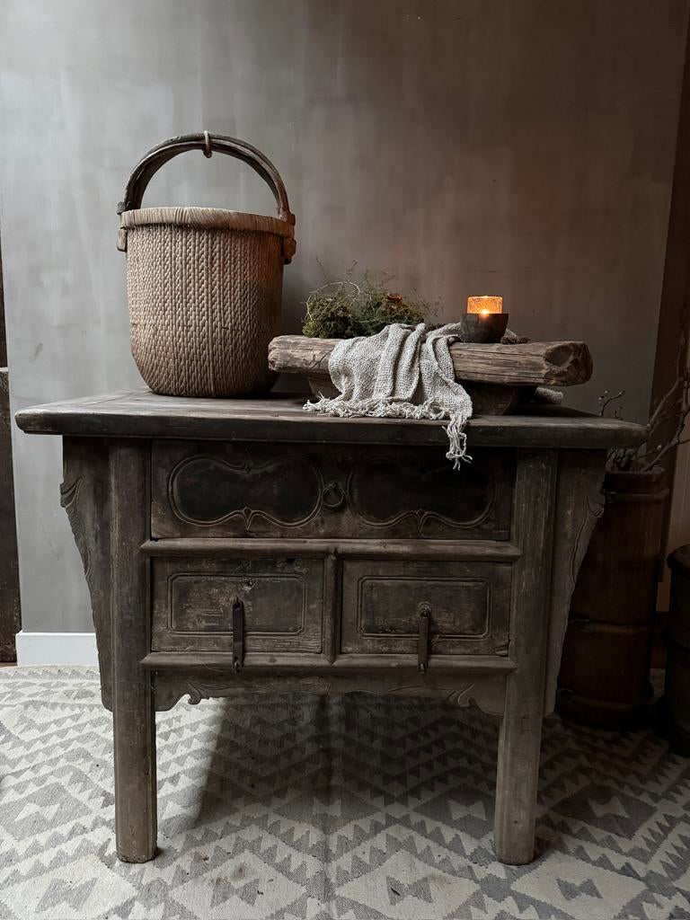 Authentieke chinese altaar/wandtafel, Huis en Inrichting, Slaapkamer | Nachtkastjes, Ophalen, Nieuw, 65 cm of meer, 70 cm of meer