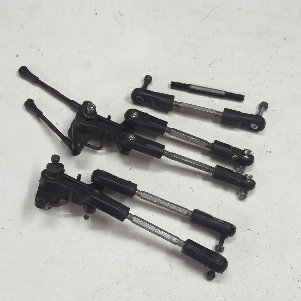 FG 2wd stuursystemen servo-savers (Marder, Onroad 2wd, Baja), Hobby en Vrije tijd, Modelbouw | Radiografisch | Auto's, Gebruikt