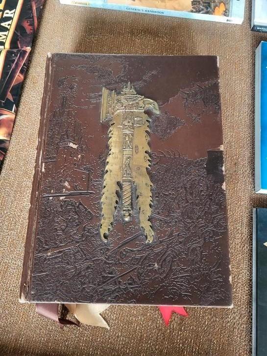 Warhammer Fantasy 8th Edition Rulebook Collectors Edition, Sport en Fitness, Skateboarden, Ophalen of Verzenden