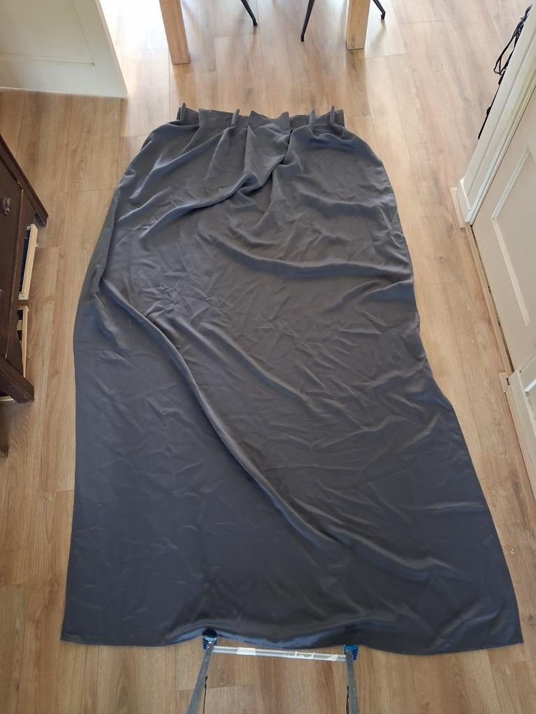 donkergrijze gordijnen 4 stuks, 200 cm of meer, Zo goed als nieuw, Grijs, 50 tot 100 cm