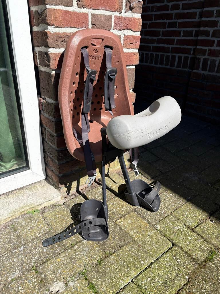 Yepp fietsstoeltje, Ophalen, Gebruikt, Voetsteuntjes, Voorzitje