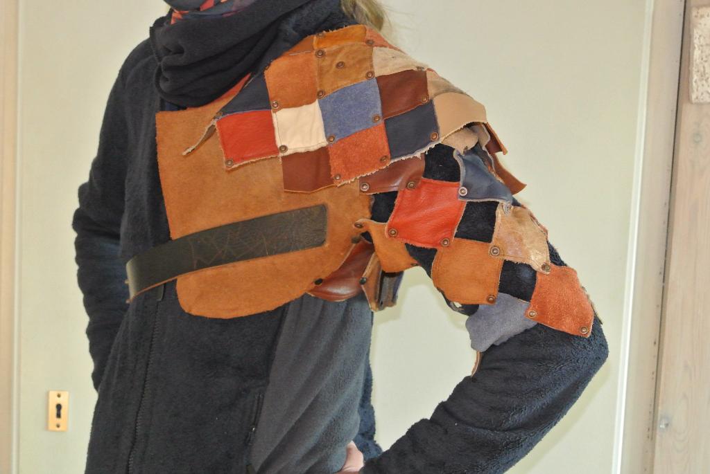 Schouderbescherming, Ophalen of Verzenden, Gebruikt, Bovenkleding