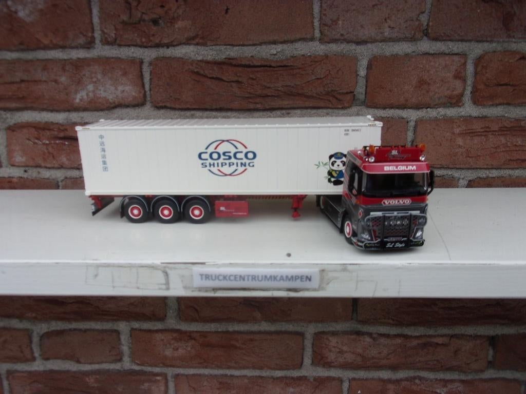 Tekno  Volvo  FH5  van  SL  Logistics., Hobby en Vrije tijd, Modelauto's | 1:50, Ophalen of Verzenden, Nieuw, Bus of Vrachtwagen