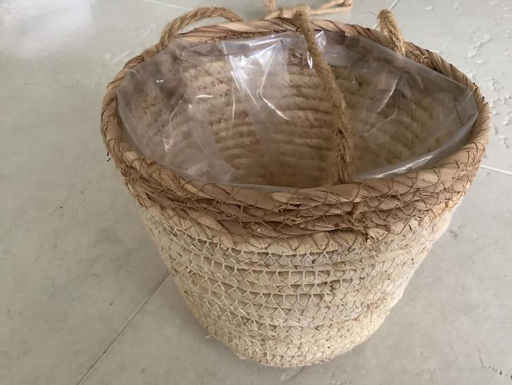 Plantenhanger planten hanger hangplant naturel riet jute, Huis en Inrichting, Woonaccessoires | Schalen en Manden, Zo goed als nieuw