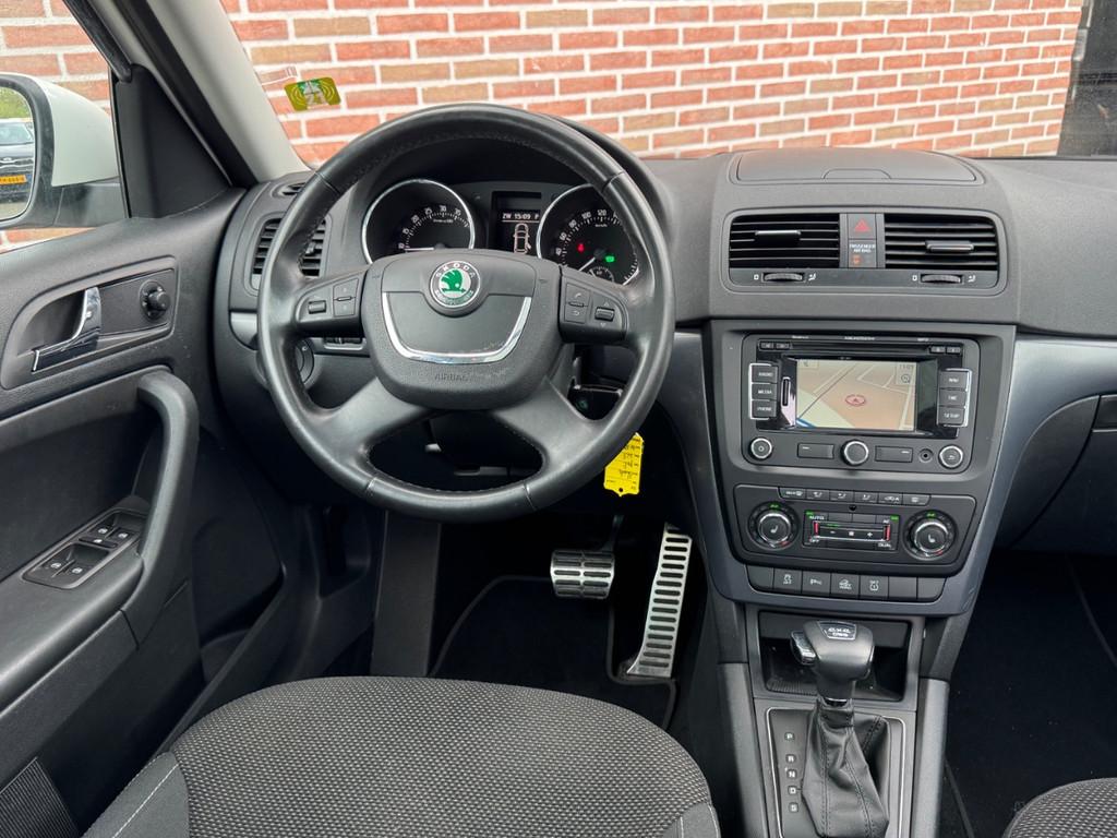 Skoda Yeti 2.0 TDI DSG | Elegance 4x4 | Pano | Navi | Trekha, Auto's, Skoda, Automaat, Euro 5, 15 km/l, Gebruikt