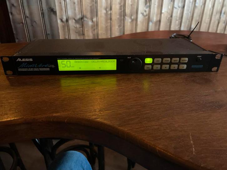 Alesis Midiverb 4 - Digitale Multi-Effect Processor, Muziek en Instrumenten, Effecten, Gebruikt, Delay of Echo, Ophalen