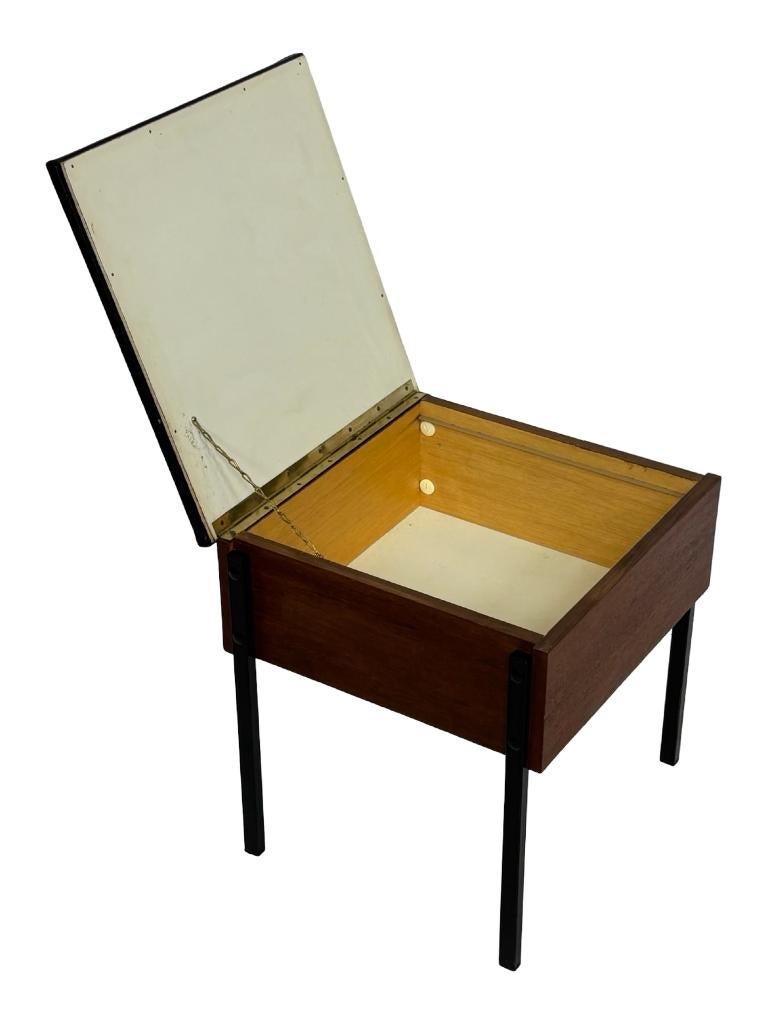 Vintage Tafel Kastje Pastoe Stijl Bijzettafeltje Jaren 60, Huis en Inrichting, Tafels | Bijzettafels, Vintage, Minder dan 55 cm