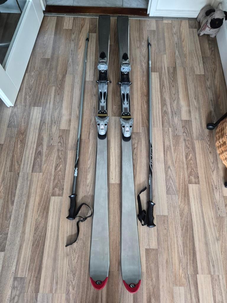 Volant carving ski's 175 cm met Tyrolia bindingen en stokken, 160 tot 180 cm, Gebruikt, Ski's, Ophalen