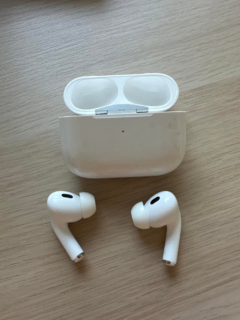 Wireless earbuds with charging case, Ophalen, Zo goed als nieuw, Draadloos