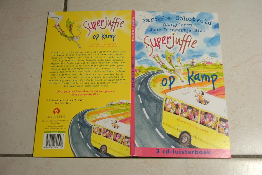 Luisterboek Superjuffie op kamp / Janneke Schotveld 3 cd's, Boeken, Luisterboeken, Ophalen of Verzenden, Cd, Kind