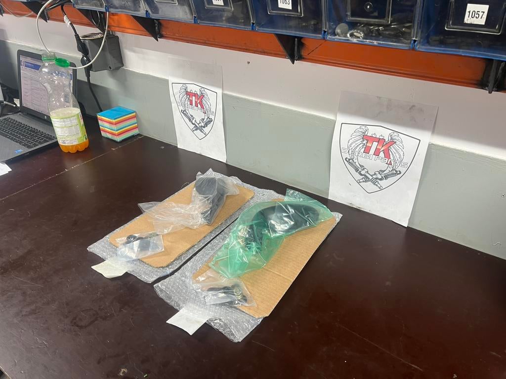 Aprilia rs50 spiegels old stock, Fietsen en Brommers, Overige typen, Nieuw, Ophalen of Verzenden, Nvt