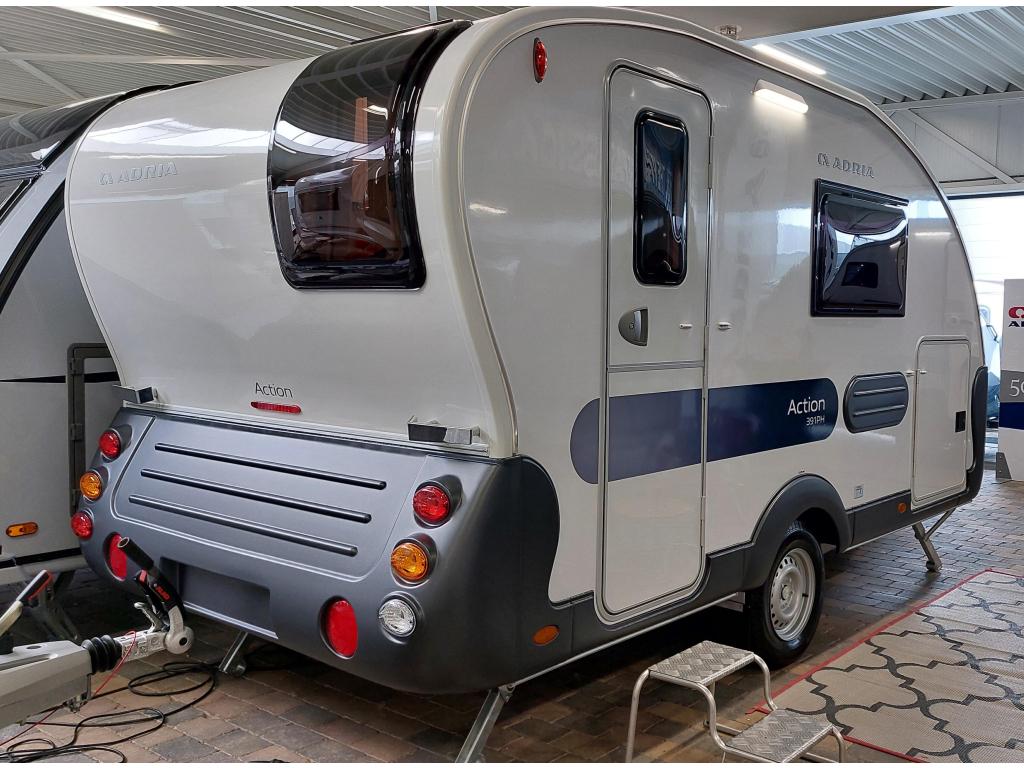 Adria Action 391 PH, Caravans en Kamperen, Caravans, Schokbreker, Bedrijf, 750 - 1000 kg, Adria