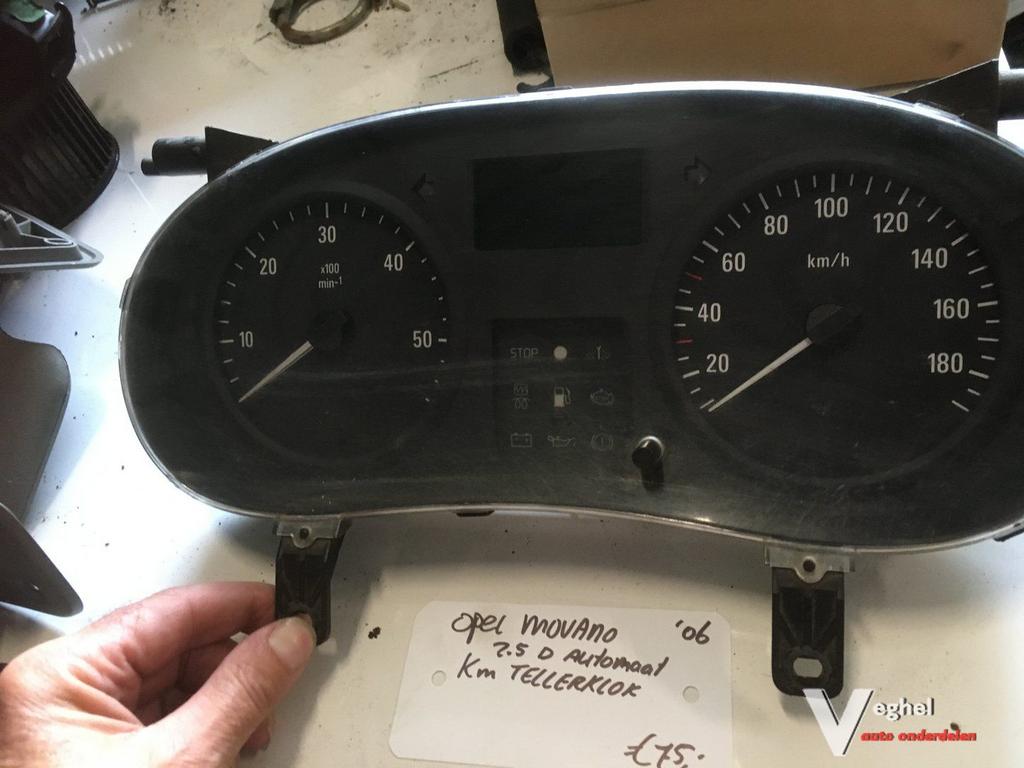 Opel Movan 2.5 Diesel automaat Km tellerklok, Gebruikt, -, -, Ophalen of Verzenden
