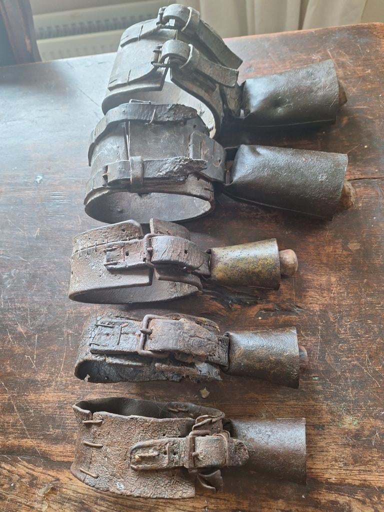 oude italiaanse  dieren bel, Antiek en Kunst, Ophalen of Verzenden