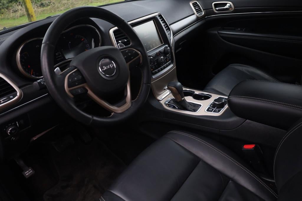 Jeep Grand Cherokee 3.6 Summit Aut.| Panorama | Stuurwielver, Auto's, Jeep, Automaat, Gebruikt, Lichtsensor, 2248 kg