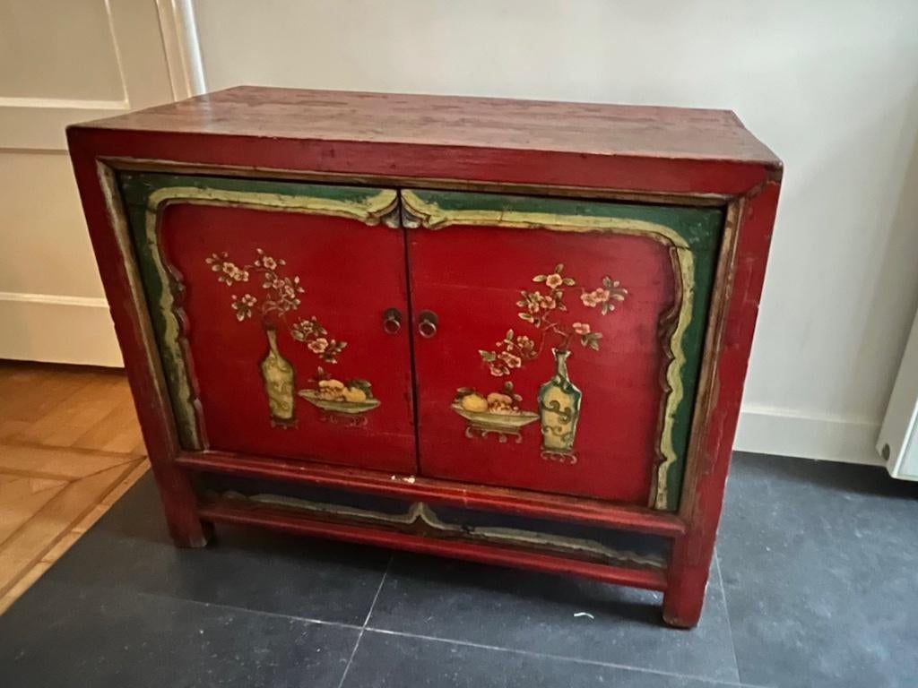 Uniek houten kastje, rood, Huis en Inrichting, Kasten | Dressoirs, Ophalen, Met plank(en), 50 tot 100 cm, Zo goed als nieuw