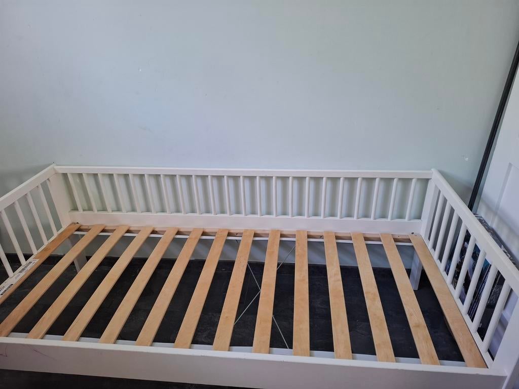 Stevig peuterbed Ikea, Ophalen