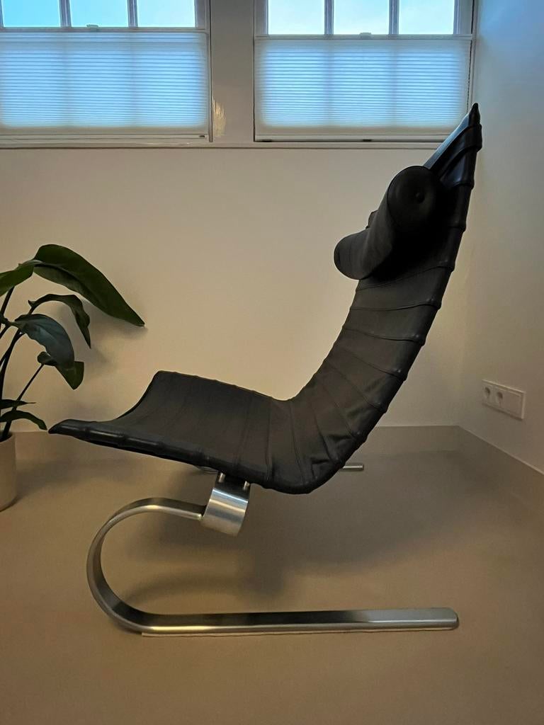 PK20 designfauteuil van Poul Kjærholm, Ophalen, Zo goed als nieuw, Leer