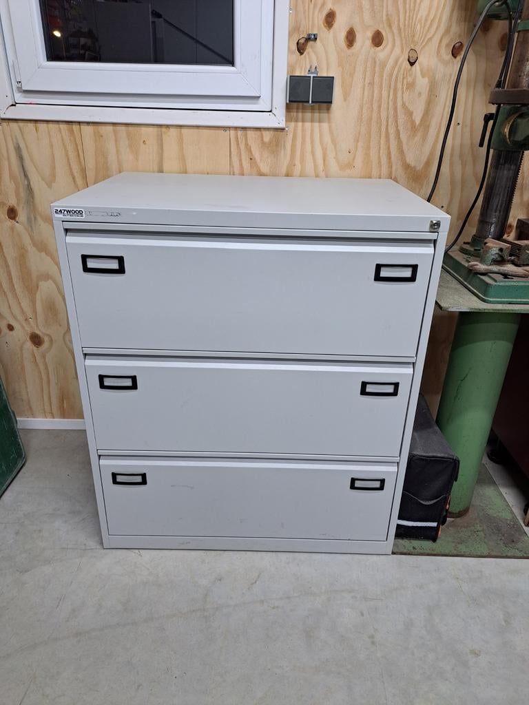 Ladekast, veel ruimte voor in de garage o.i.d., Huis en Inrichting, Kasten | Ladekasten, Ophalen, 100 tot 150 cm, 50 tot 100 cm