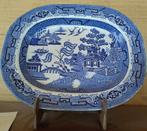 STAFFORDSHIRE IRONSTONE BLUE WILLOW SERVEERSCHAAL, Antiek en Kunst, Ophalen of Verzenden