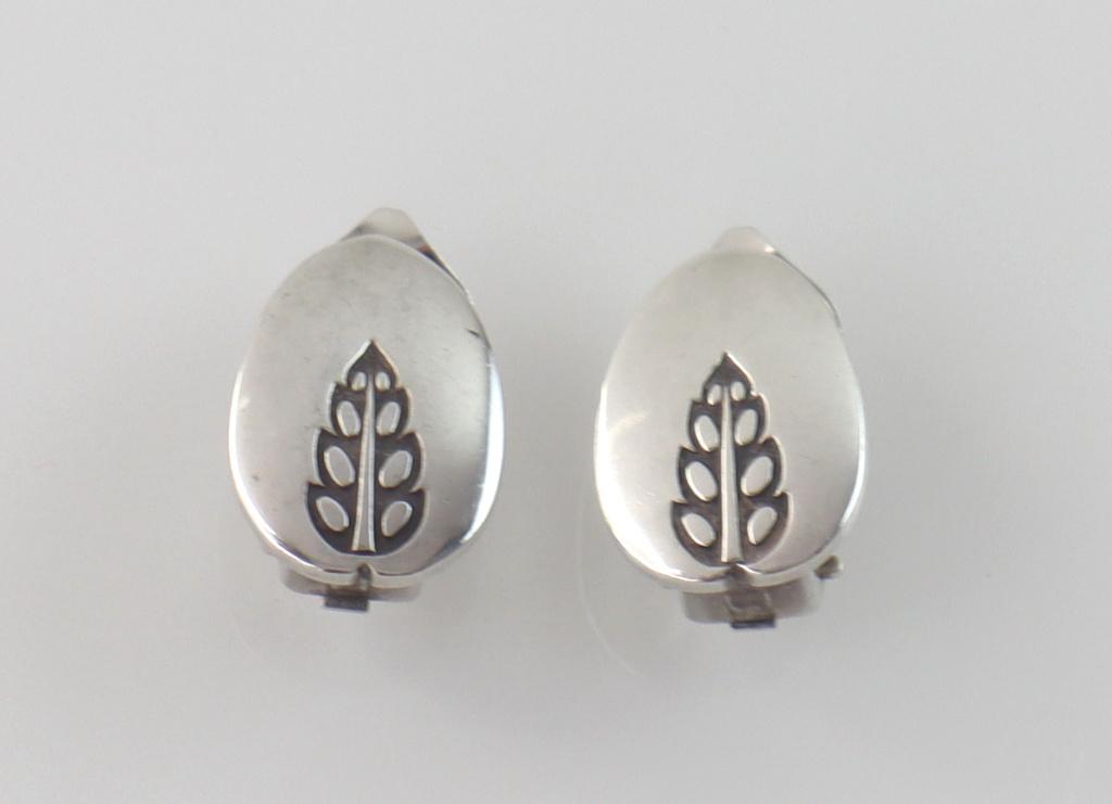 Oorclips zilver Georg Jensen, Gundolph Albertus jaren '50, Ophalen of Verzenden, Zilver, Oorbellen