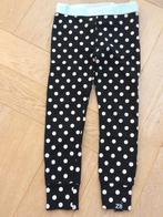 zgan zwarte legging met witte balletjes van Z8 mt 110, Kinderen en Baby's, Kinderkleding | Maat 110, Broek, Meisje, Z8, Ophalen of Verzenden
