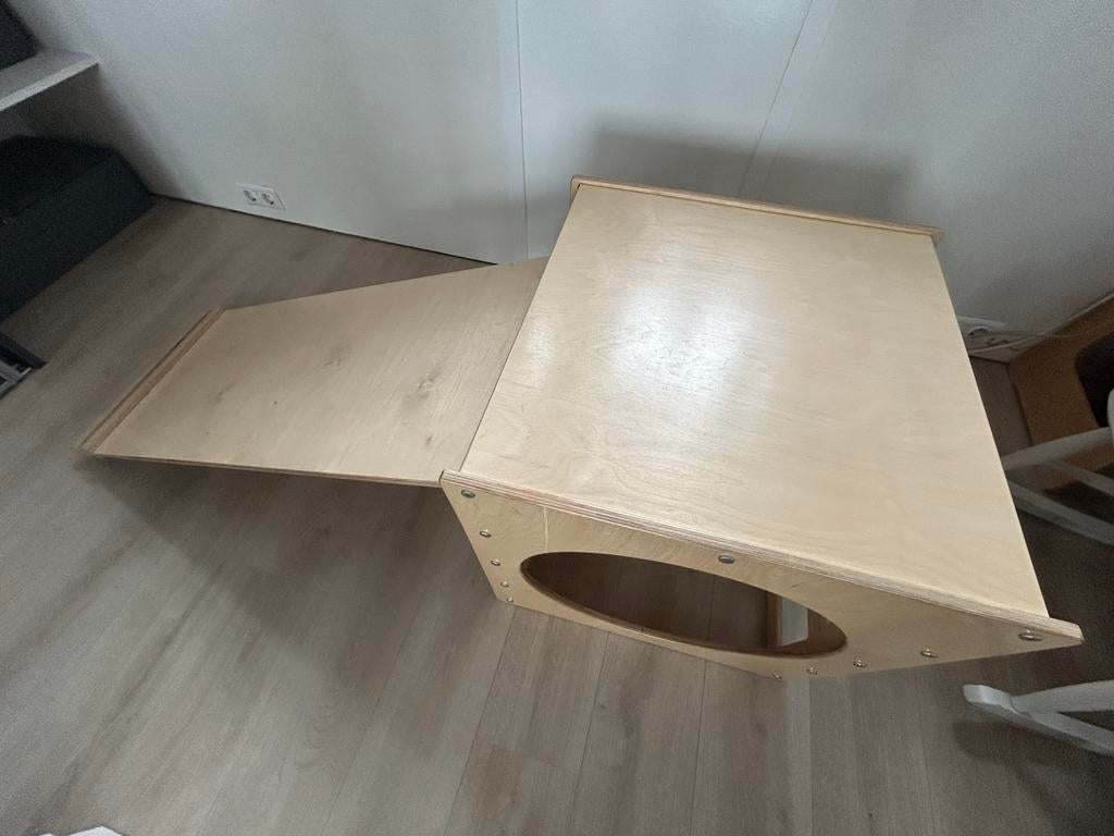 Echte Montessori speelkubus met glijbaan, Ophalen, Zo goed als nieuw