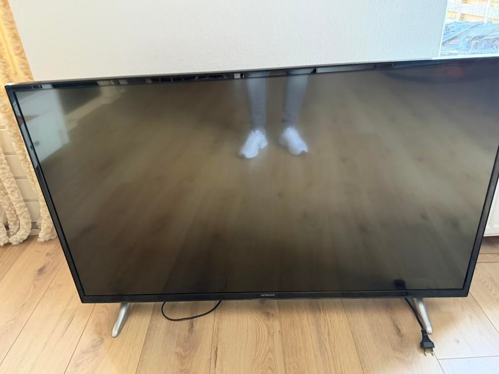 Hitachi TV 49 inch, Audio, Tv en Foto, 50 Hz, Zo goed als nieuw, 100 cm of meer, Ophalen