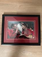 Gesigneerde foto Jamie Carragher & Steven Gerrard Liverpool, Verzamelen, Sportartikelen en Voetbal, Ophalen of Verzenden, Zo goed als nieuw