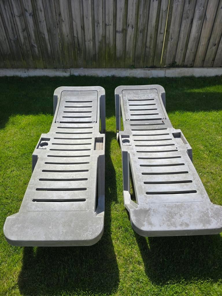 2x ligbedden - verstelbaar, Ophalen, Gebruikt, Kunststof, Verstelbaar
