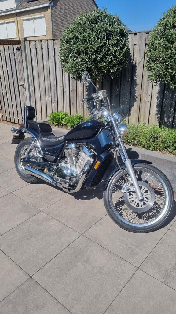Suzuki VS 800 Intruder uit 1993, Motoren, Cardan-aandrijving, 2 cilinders, Chopper, Gebruikt