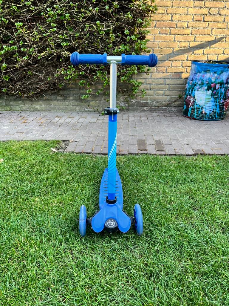 Blauwe Playtive step met drie wielen, Ophalen of Verzenden, Zo goed als nieuw, Gewone step