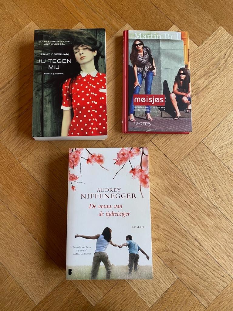 Diverse young adult romans en thrillers, 2 - 3 euro p st, Ophalen of Verzenden, Gelezen, Nederland