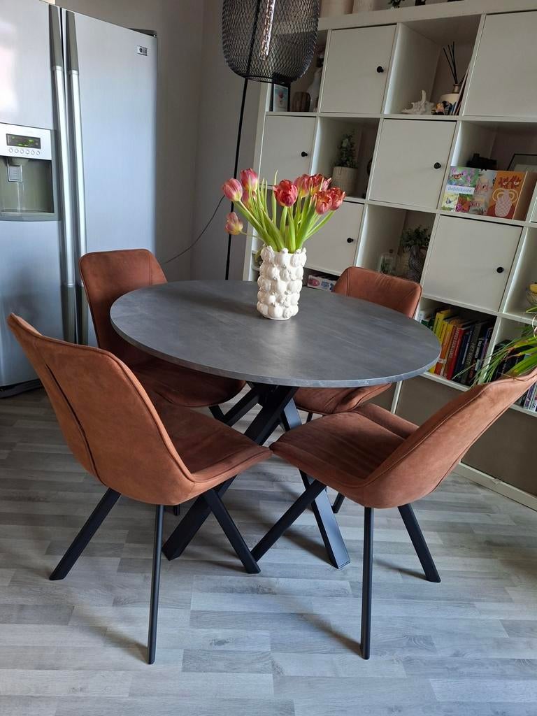 Ronde eettafel en stoelen, Huis en Inrichting, Tafels | Eettafels, Ophalen, Rond, Vier personen, 100 tot 150 cm