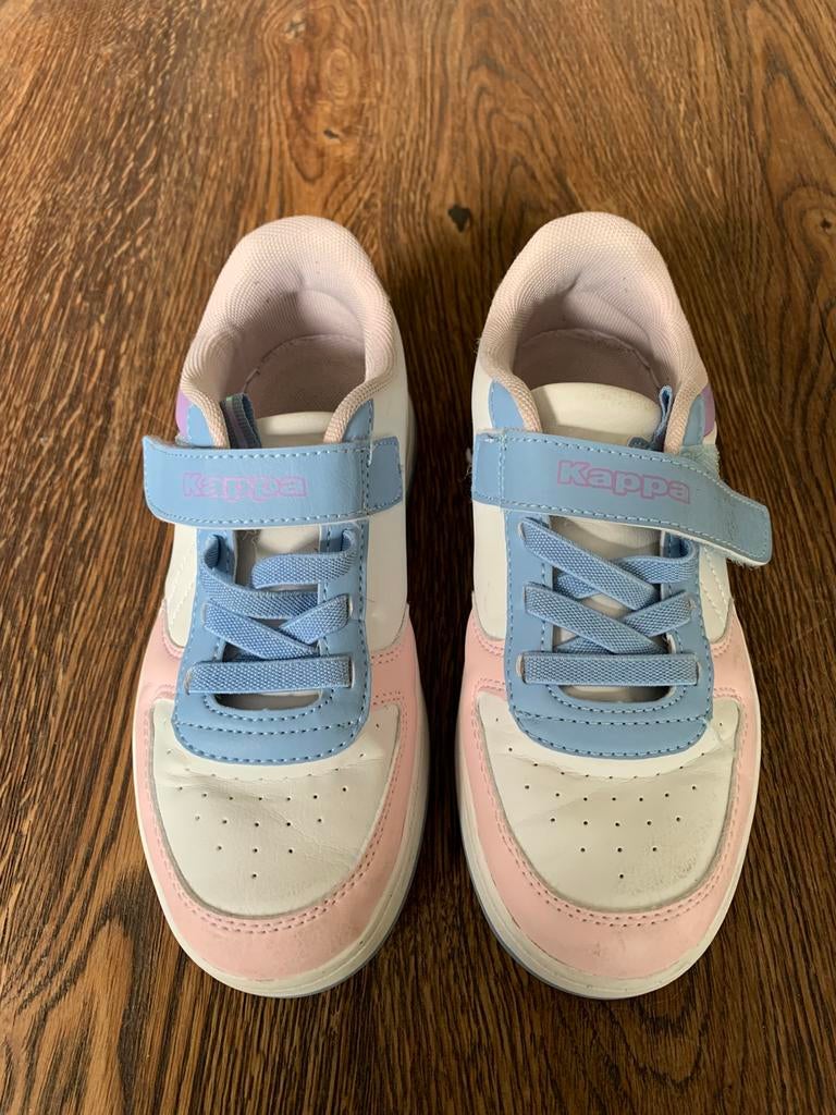 Gym schoenen maat 33, Kinderen en Baby's, Kinderkleding | Schoenen en Sokken, Ophalen of Verzenden, Zo goed als nieuw, Schoenen