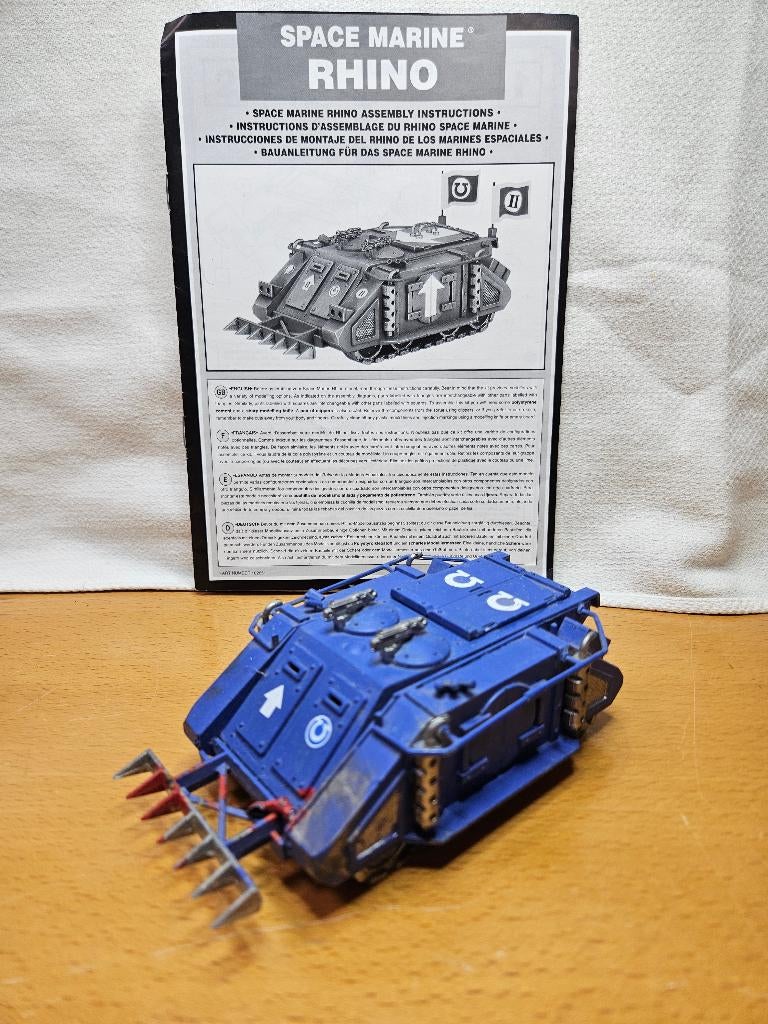 Warhammer 40k Space Marine Rhino OOP, Hobby en Vrije tijd, Wargaming, Verzenden, Figuurtje(s), Geverfd, Warhammer 40000