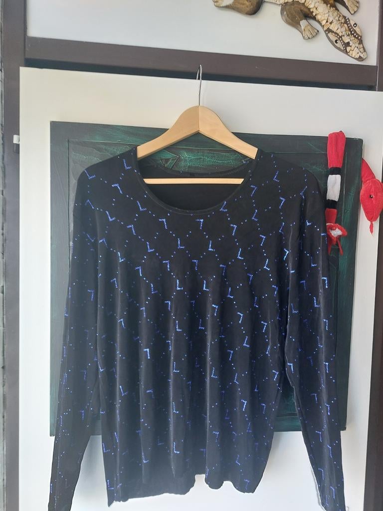 Zwart T-shirt met lange mouwen en blauw patroon, Blauw, Maat 46/48 (XL) of groter, Ophalen of Verzenden, Zo goed als nieuw