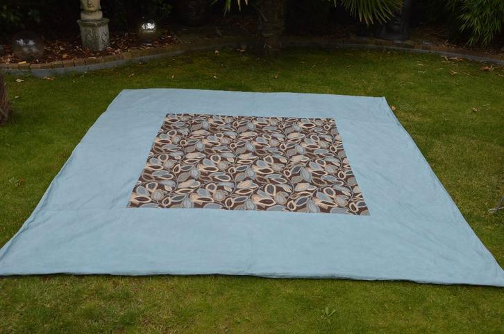 Uit Amerika: sprei 235 cm bij 230cm blauw suède achtige stof, Huis en Inrichting, Slaapkamer | Beddengoed, Gebruikt, Deken of Dekbed