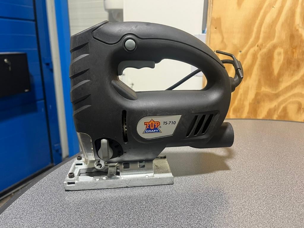TopCraft decoupeerzaag 710 Watt te koop, Doe-het-zelf en Verbouw, Gereedschap | Zaagmachines, Decoupeerzaag, 600 tot 1200 watt