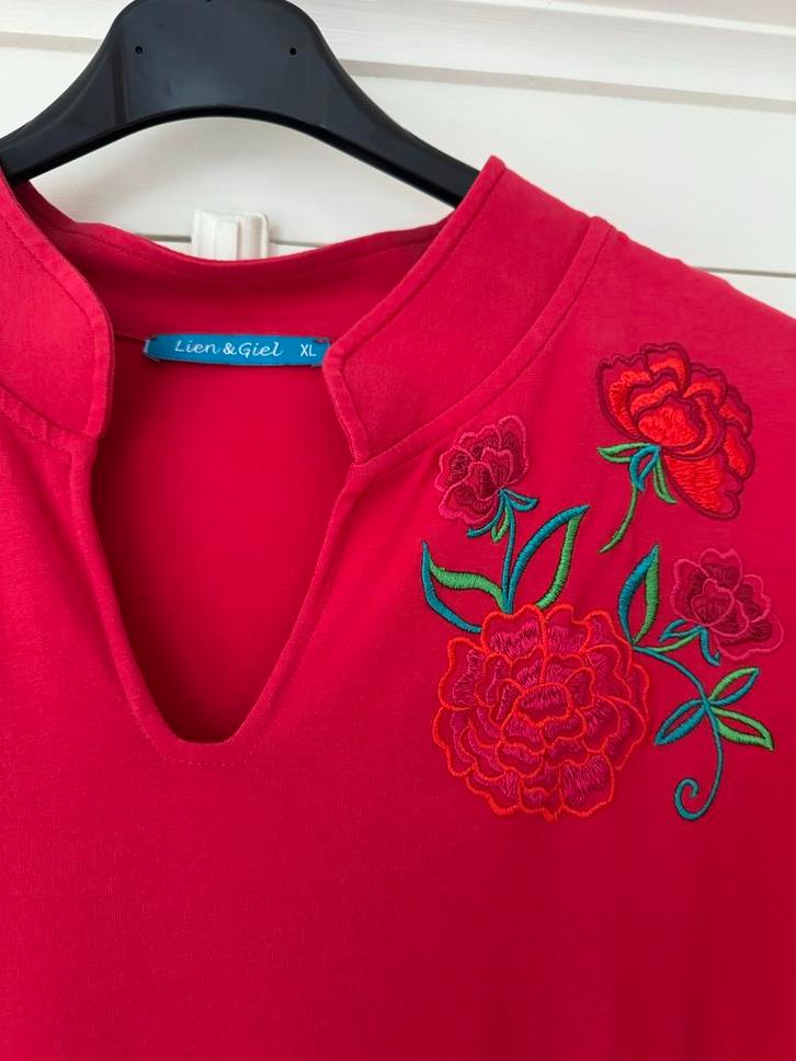 Prachtige rode jurk van Lien & Giel - Maat XL - nieuwstaat, Kleding | Dames, Jurken, Zo goed als nieuw, Maat 46/48 (XL) of groter