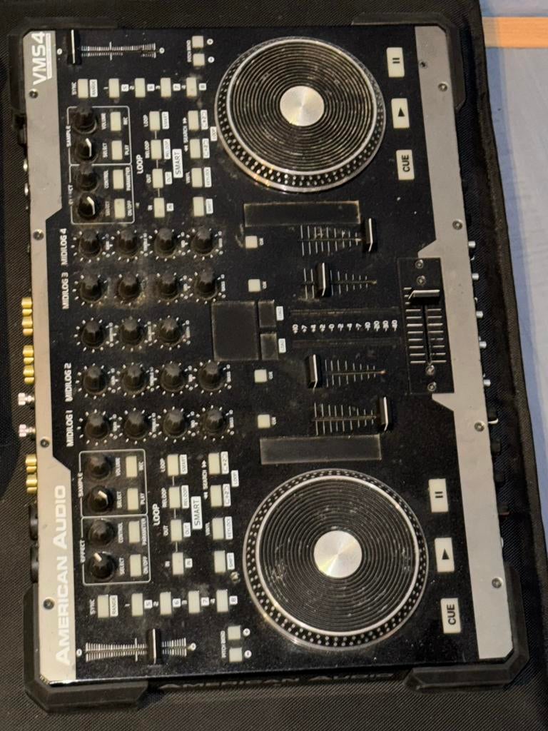 American Audio DJ-set met Behringer mixer, gebruikt!, Muziek en Instrumenten, Dj-sets en Draaitafels, Ophalen, Gebruikt, Dj-set