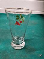 likeurglas britvic  met kers, Verzamelen, Glas en Borrelglaasjes, Ophalen of Verzenden, 'T Olde Gre-j, Info@toldegrej.nl, Endepoelstraat 20f Didam