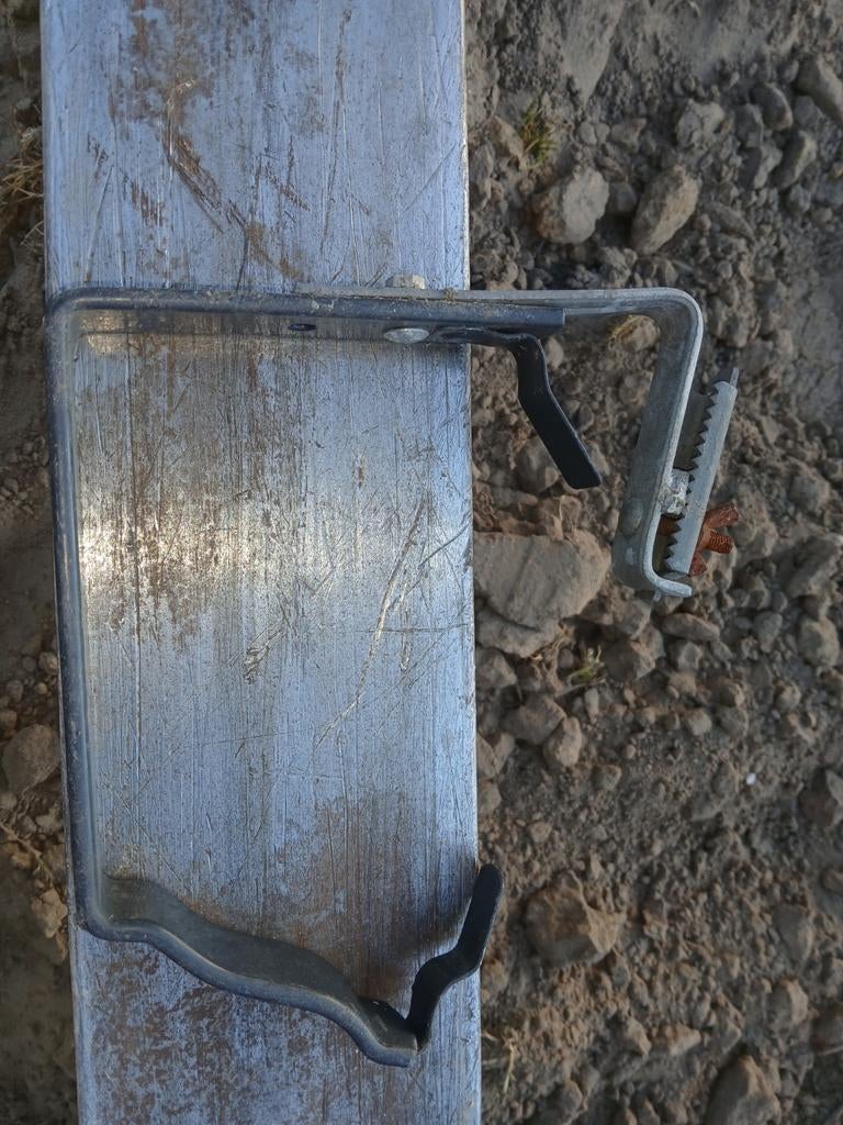 Dakgoot beugels, Ophalen